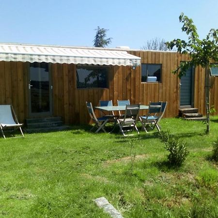 Mobil Home Vintage A La Ferme Des Buttons Rosnay (Indre) Exterior foto